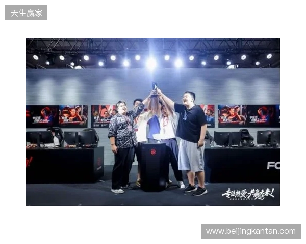 与好友并肩!你的电竞梦想从卓威高校对抗赛启航! 与好友并肩!你的电竞梦想从卓威高校对抗赛启航!